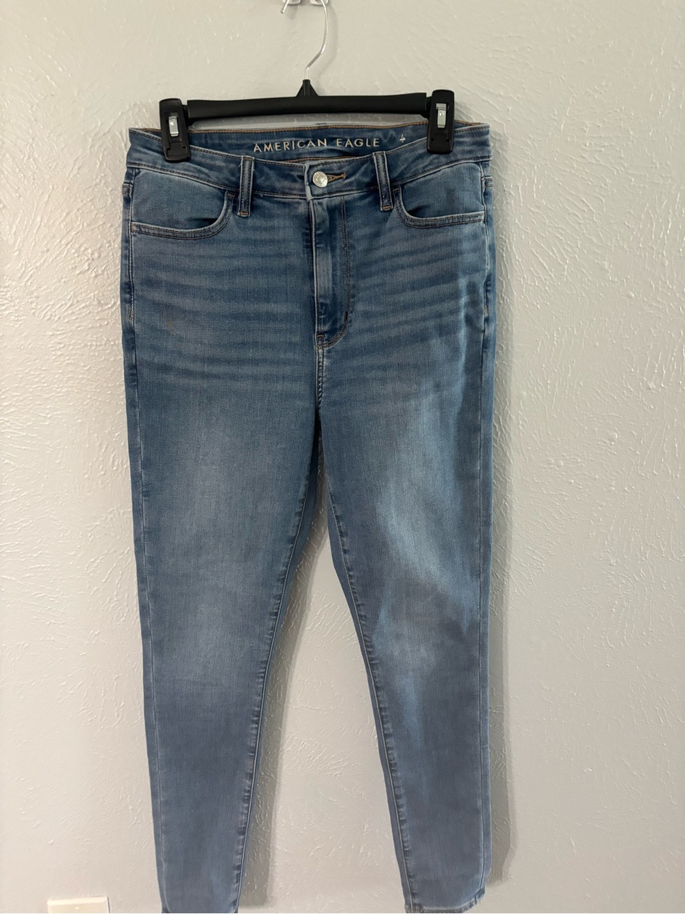 American Eagle Outfitters Light Blue Skinny Jeans - Women's